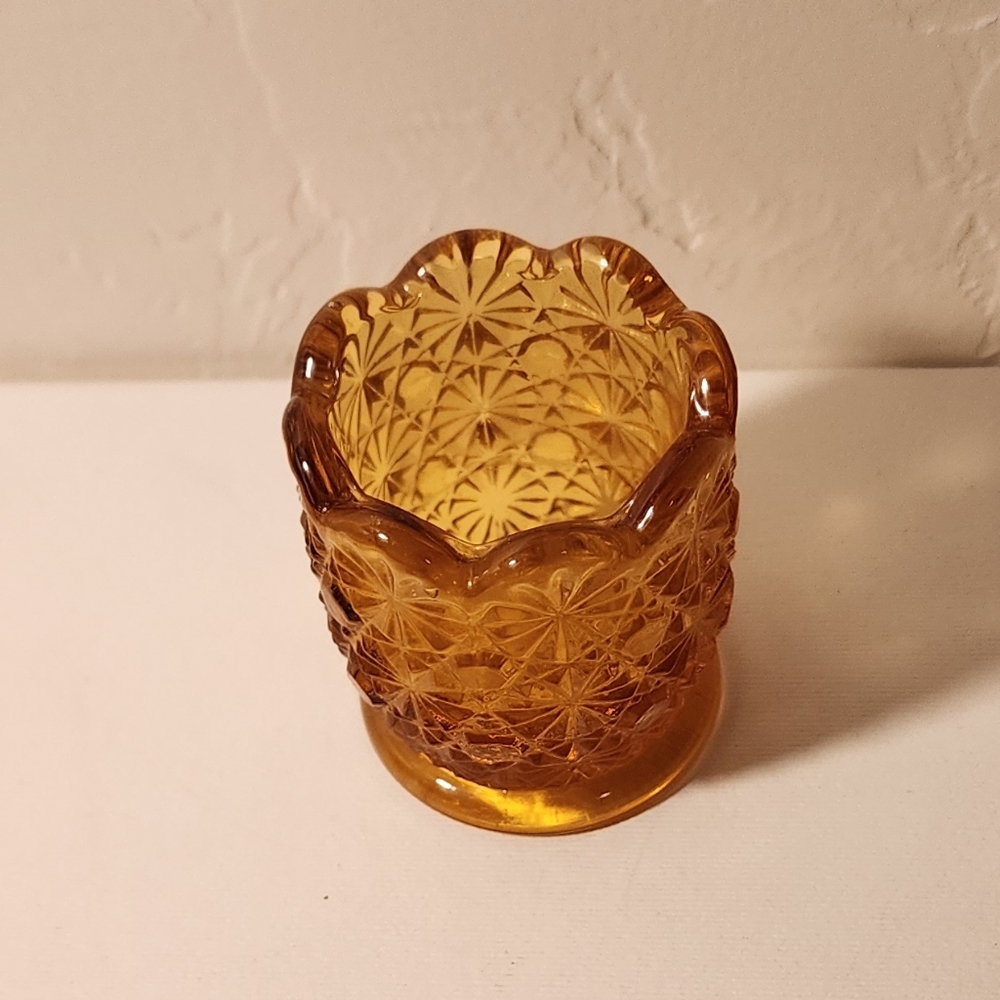 Vintage 1950s Daisy & Button Amber toothpick holder Unknown Maker - Picture 2 of 4